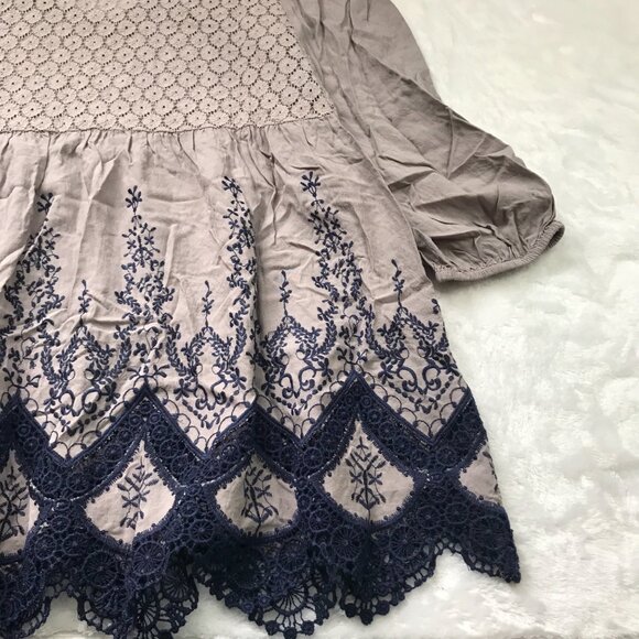 Altar'd State Embroidered Tunic Top Women's Medium 100% Rayon Lace Accents Blue - Picture 9 of 12